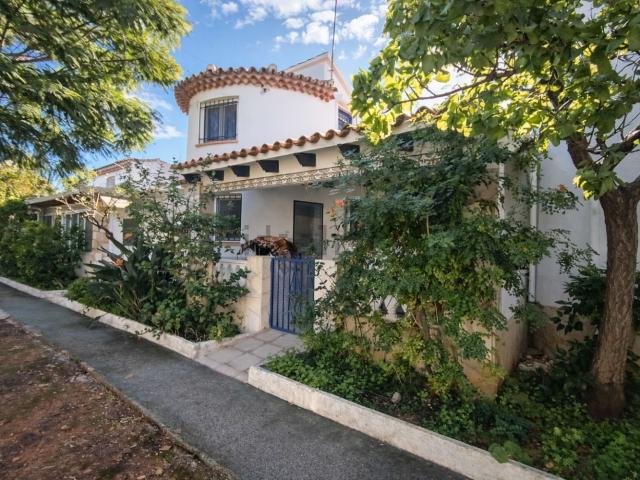 Casa en venta en Barri Saladar, la Marina Alta