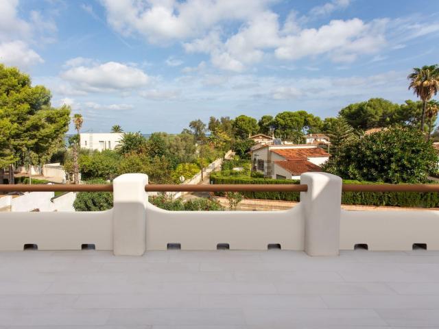 Casa en alquiler en les Rotes, Dénia