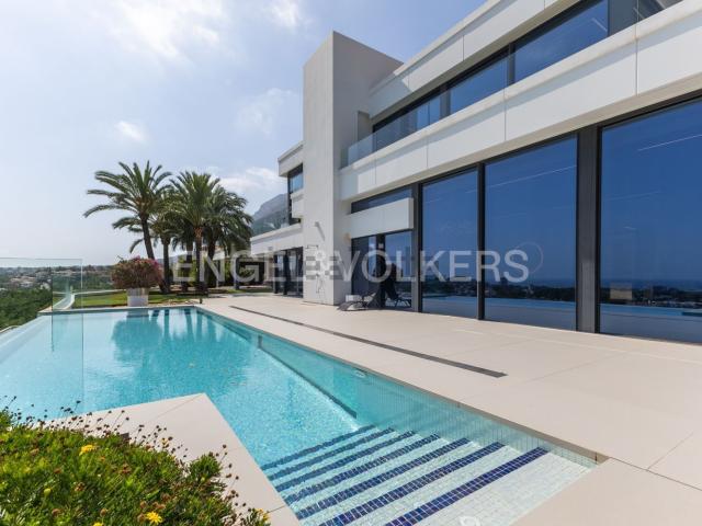 Casa en alquiler en Dénia, la Pedrera