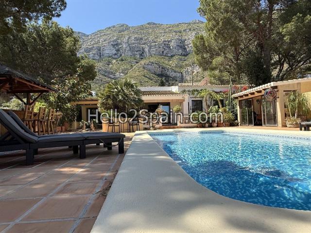 Casa en venta en Dénia, Montgó