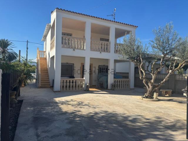 Casa en alquiler en Oliva, Valencia