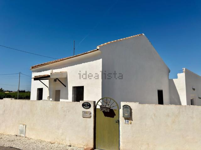 Casa en venta en Dolores, Alacant / Alicante