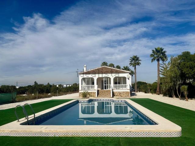 Casa en venta en Dolores, Valencia