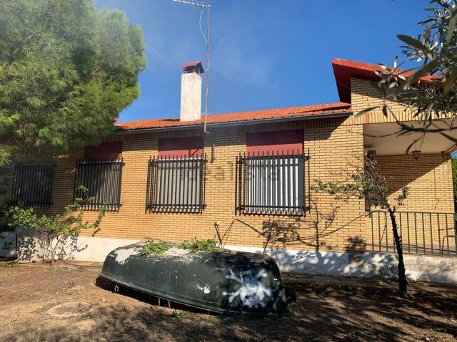 Casa en venta en Don Benito, Las Cruces