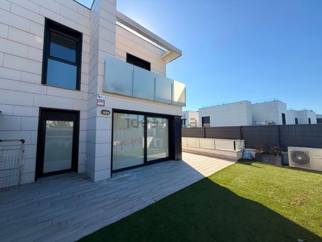 Casa en venta en Mendebaldea, Donostia-san Sebastián