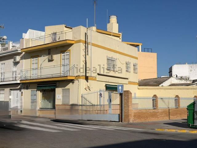 Casa en venta en Los Montecillos, Dos Hermanas
