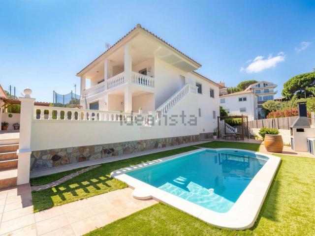 Casa en venta en Can Massuet del Far i el Far, Maresme
