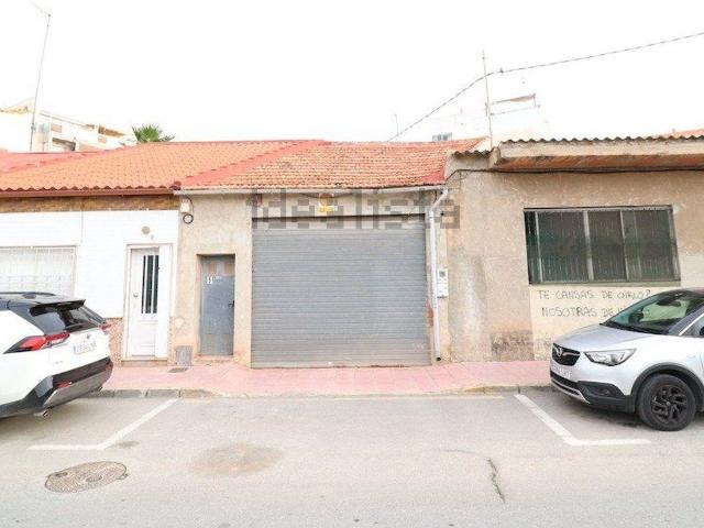 Casa en venta en Torrevieja, Valencia