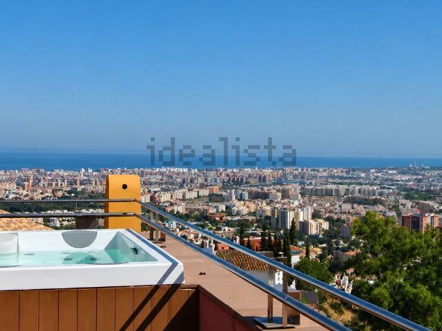 Casa en venta en Puerto de la Torre, Málaga-Costa del Sol