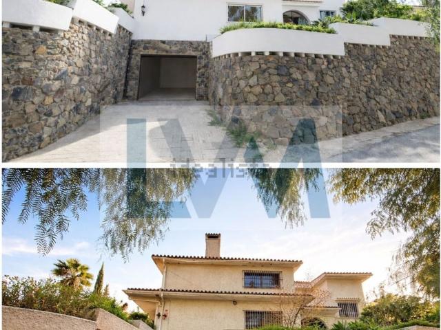 Casa en venta en Puerto de la Torre, Málaga-Costa del Sol