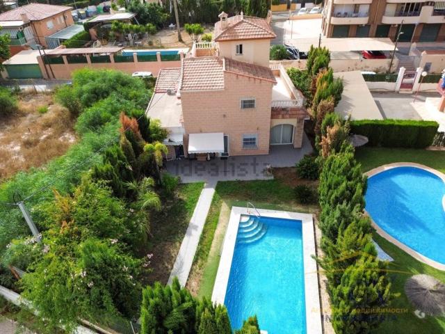 Casa en venta en Platja de Mutxavista, l'Alacantí