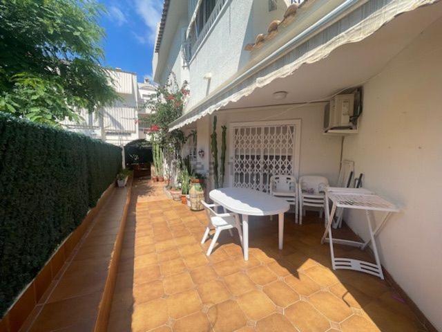 Casa en alquiler en Platja de Mutxavista, l'Alacantí