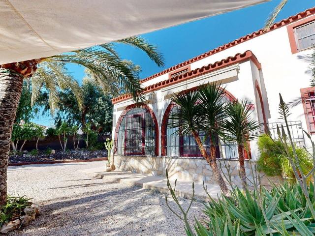 Casa en venta en Urbanització Bonança, l'Alacantí