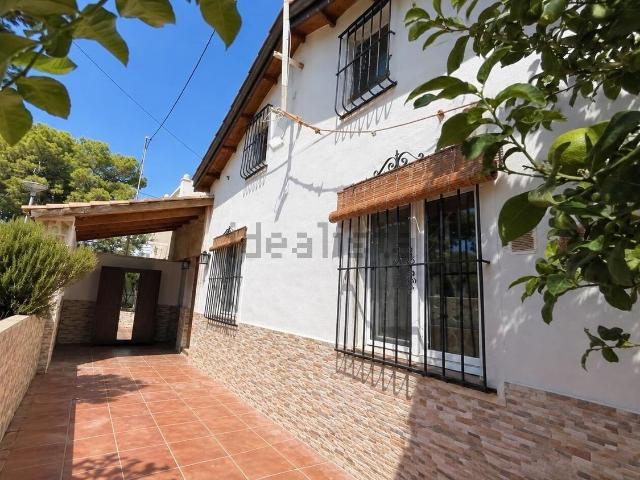 Casa en alquiler en Urbanització L'Almadrava, l'Alacantí