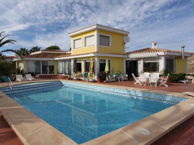 Casa en venta en La Merced, l'Alacantí