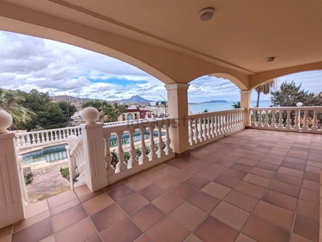 Casa en venta en La Merced, l'Alacantí