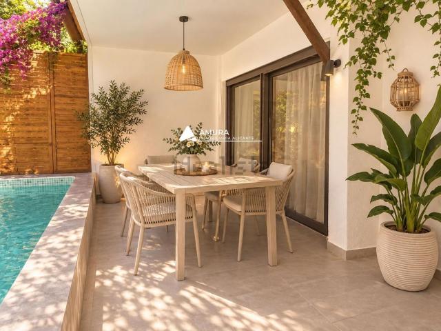 Casa en venta en Els Banyets, el Campello