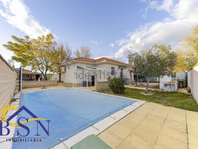 Casa en venta en El Casar De Escalona, Toledo