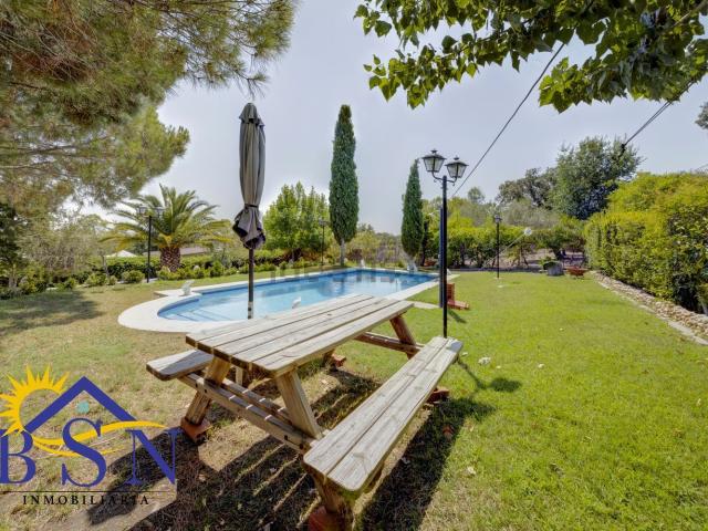 Casa en venta en El Casar De Escalona, Toledo