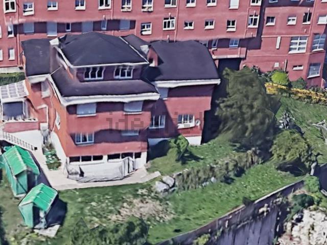 Casa en venta en Buenavista, Oviedo