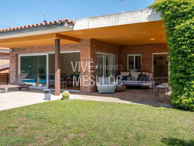 Casa en alquiler en Santa Maria de Maricel, Maresme