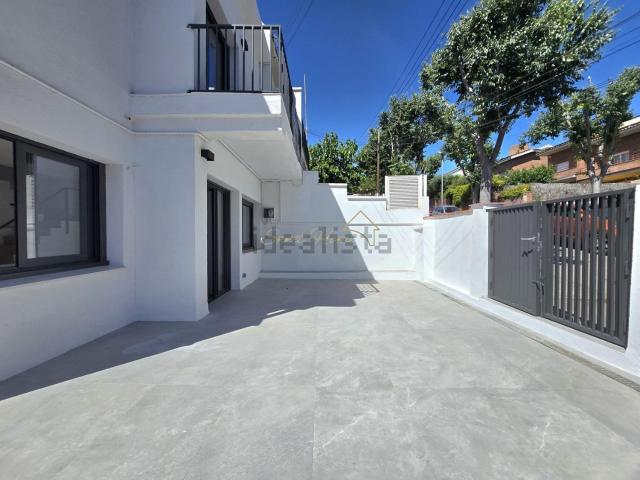 Casa en venta en Santa Maria de Maricel, Maresme