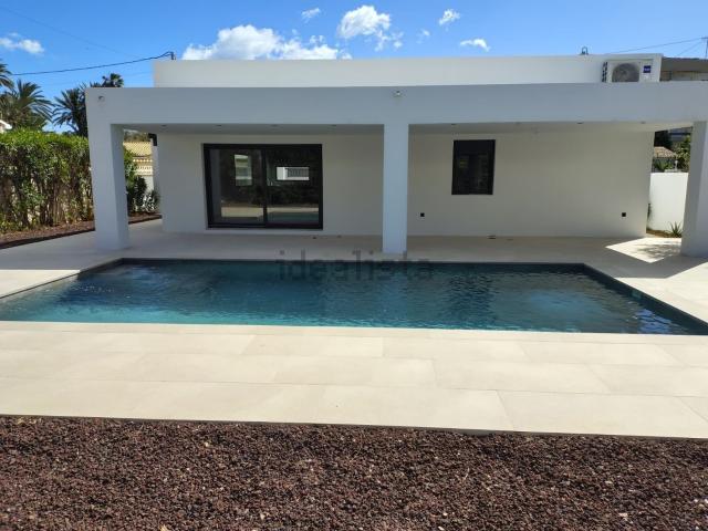 Casa en venta en les Marines, la Marina Alta
