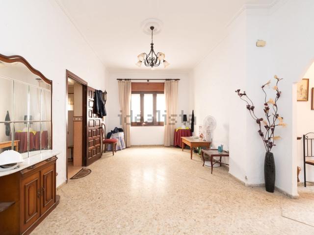 Casa en venta en Málaga, Playas del Palo