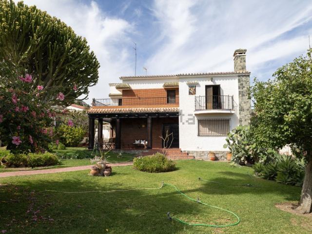 Casa en venta en Este, Málaga-Costa del Sol