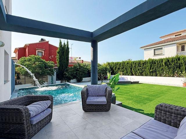 Casa en venta en El Verger, Valencia