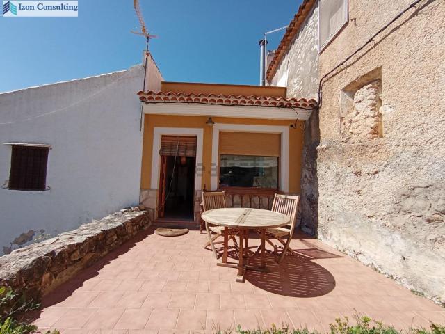 Casa en venta en Peñarrubia, Elche De La Sierra