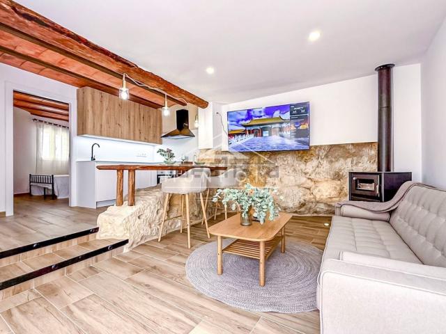 Casa en venta en Villares, Elche De La Sierra