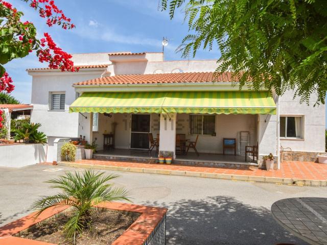 Casa en venta en l'Altet, el Baix Vinalopó
