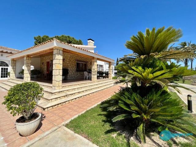 Casa en venta en Perleta, el Baix Vinalopó