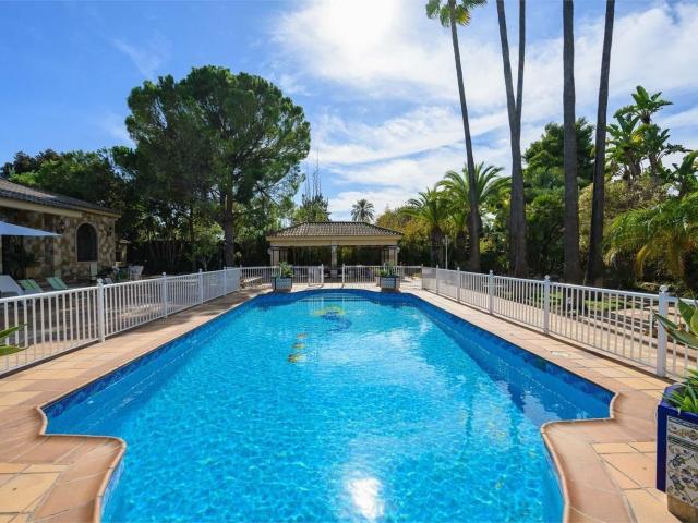 Casa en venta en Atzavares, el Baix Vinalopó