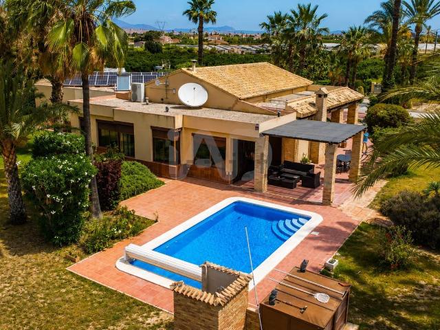 Casa en venta en les Baies / Las Bayas, el Baix Vinalopó