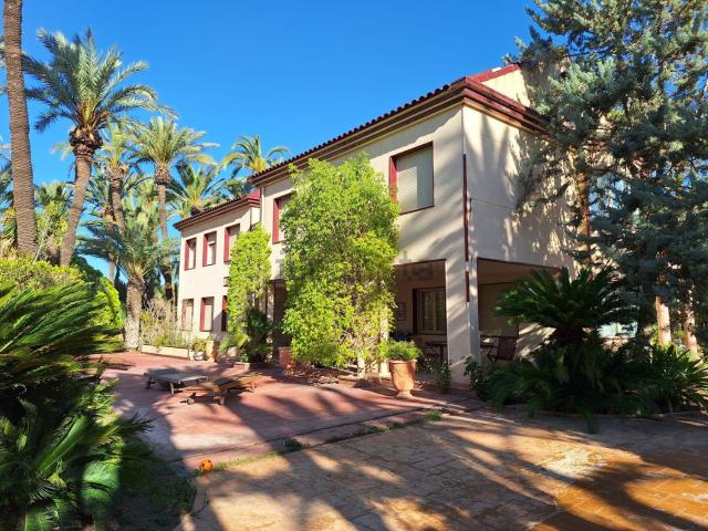Casa en venta en Urbanització Les Atzavares, Elx / Elche