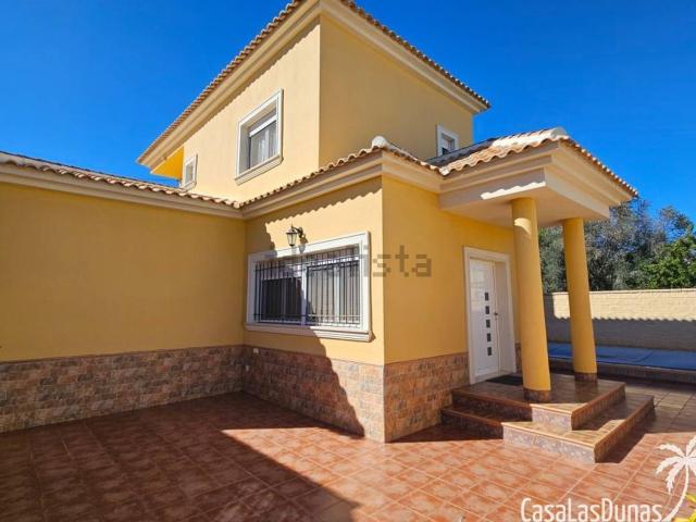 Casa en venta en la Marina, el Baix Vinalopó