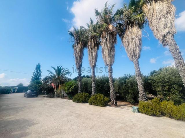 Casa en venta en la Foia, el Baix Vinalopó