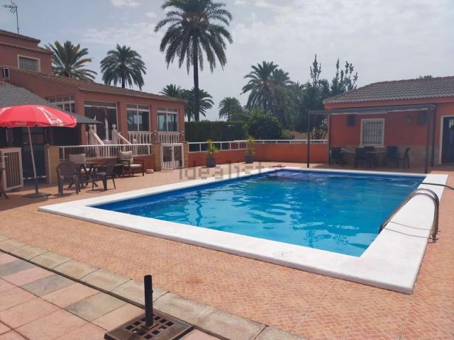 Casa en venta en la Foia, el Baix Vinalopó