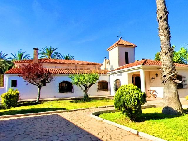 Casa en venta en el Vinalopó Mitjà / El Vinalopó Medio, Valencia