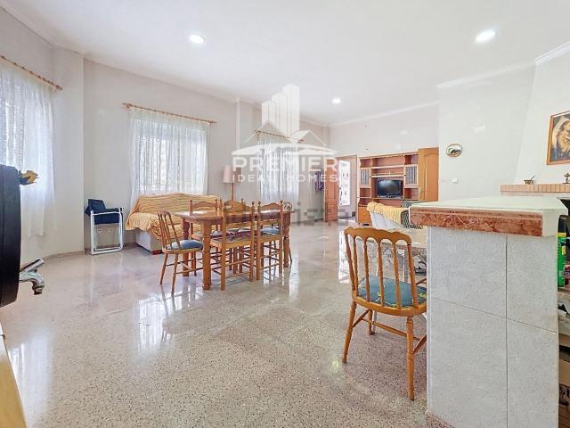 Casa en venta en Barrio Las 300, el Vinalopó Mitjà / El Vinalopó Medio