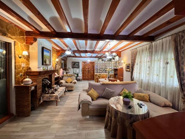 Casa en venta en Molinos de Félix, el Vinalopó Mitjà / El Vinalopó Medio