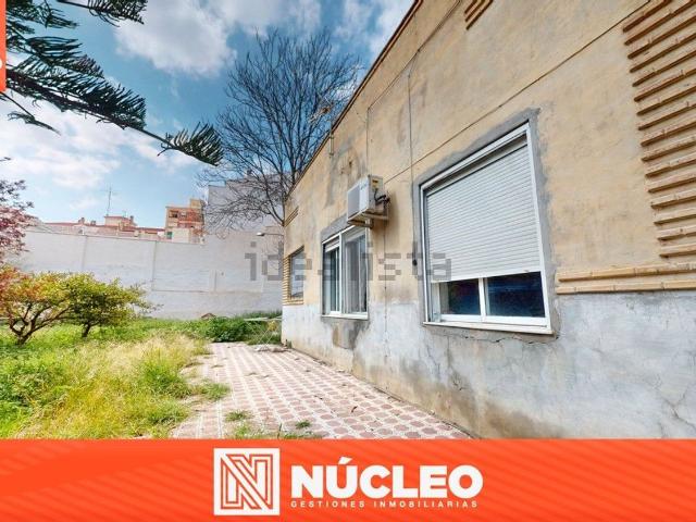 Casa en venta en Barrio Las 300, el Vinalopó Mitjà / El Vinalopó Medio