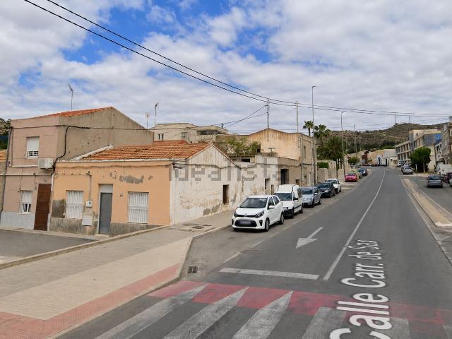 Casa en venta en el Vinalopó Mitjà / El Vinalopó Medio, Valencia