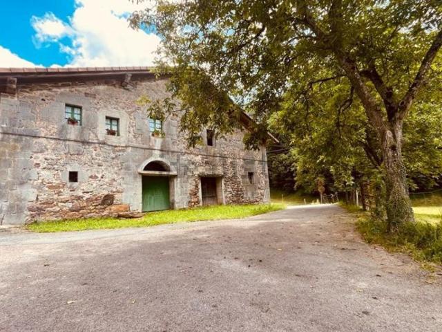 Casa en venta en Elduain, Guipúzcoa
