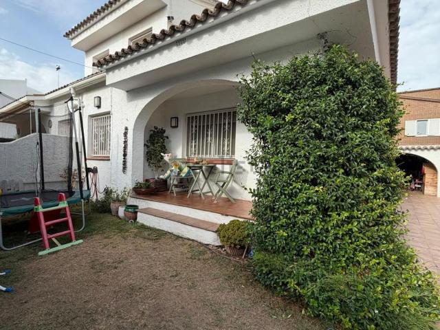 Casa en venta en Vilafortuny, Baix Camp