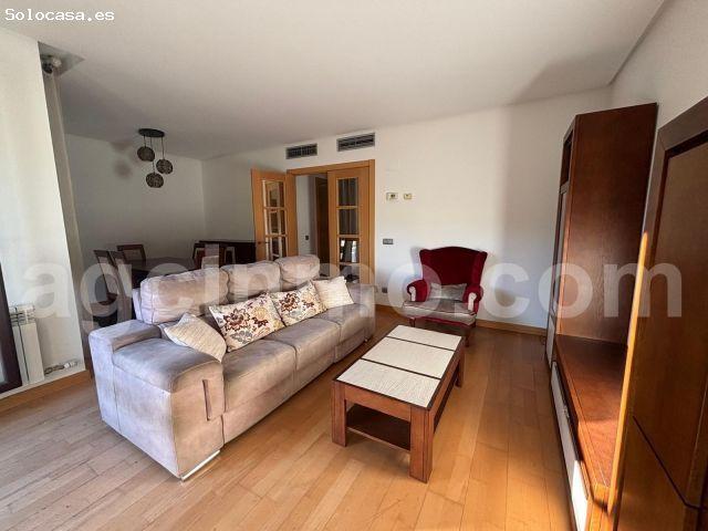 Casa en alquiler en Las Villas - Valparaíso, Valladolid
