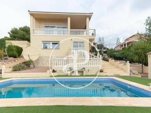 Casa en alquiler en La Hoya de Buñol, Valencia