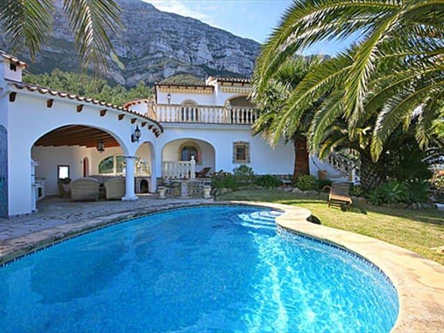 Villa en alquiler en Dénia, Barri Port / Centro